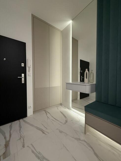 Wynajmę bezpośrednio nowy apartament 3 pokojowe 76m2 Centrum