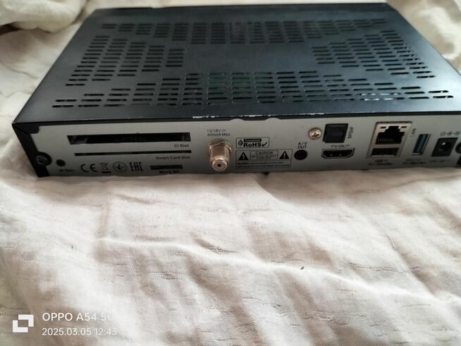 Tuner satelitarny 4 K,Open box+ Pilot oryginalny