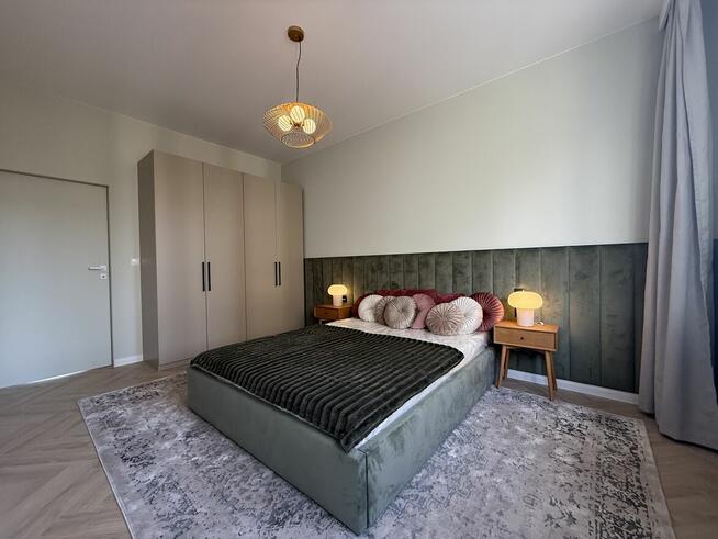 Wynajmę bezpośrednio nowy apartament 3 pokojowe 76m2 Centrum