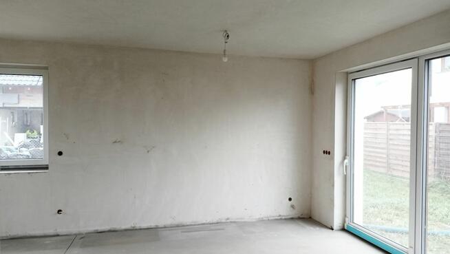 Dom Komorniki gm. Kleszczewo, Boczna