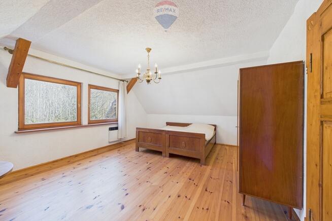 Działka z małym domem na sprzedaż – wyjątkowa okaz