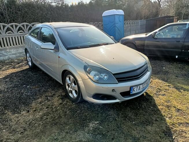 Opel Astra h GTC 1.9CDTI 150km 05r