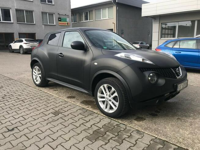 Nissan Juke Czarny mat oryginał 500 szt hak