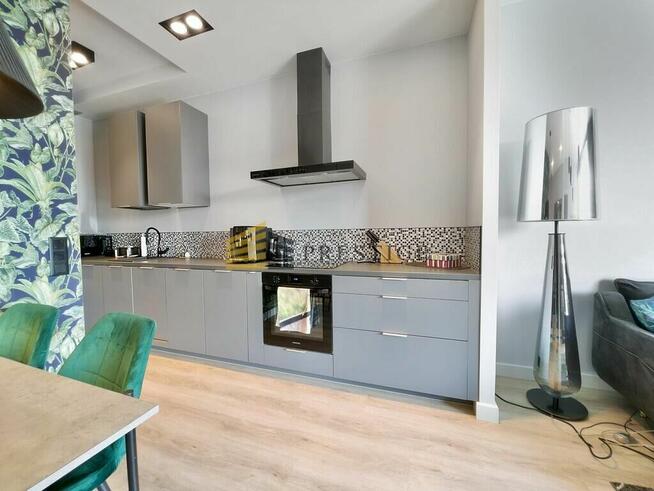 Fort Cze - Nowoczesny apartament z tarasem