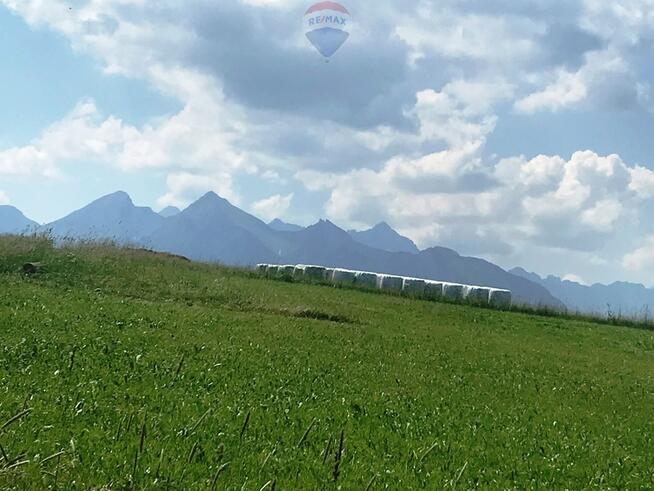 DZIAŁKA  W RZEPISKACH Z WIDOKIEM NA TATRY