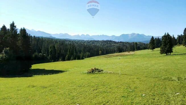 DZIAŁKA  W RZEPISKACH Z WIDOKIEM NA TATRY