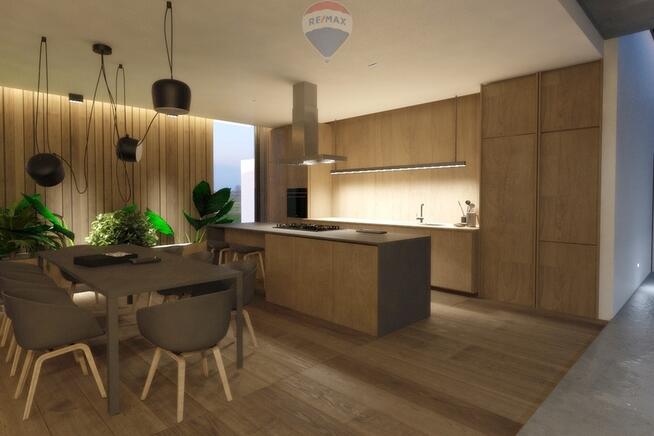 Duża nowoczesna rezydencja z widokiem na stadninę