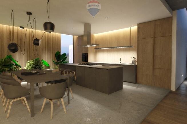 Duża nowoczesna rezydencja z widokiem na stadninę