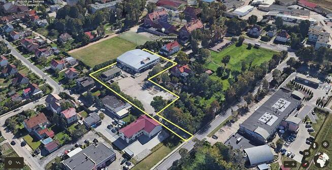 Duży magazyn z placem i biurami w Malborku.