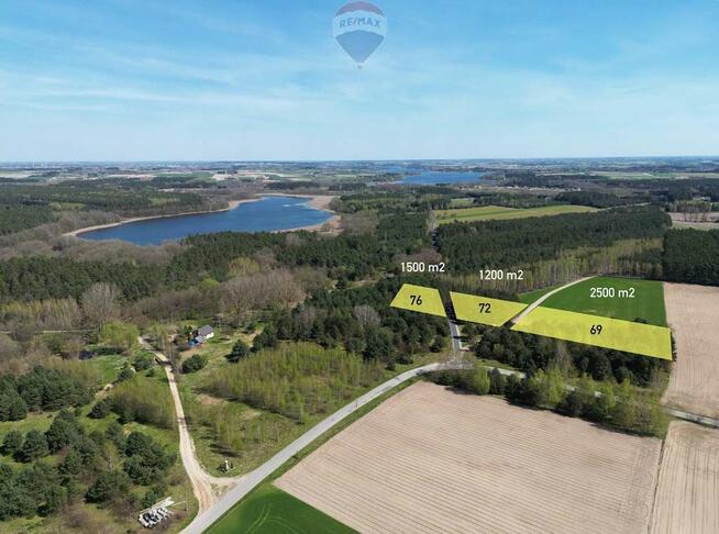 Działka z warunkami zabudowy niedaleko jeziora.