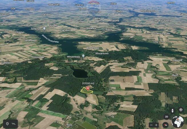 Działki z linią brzegową dwóch jezior.