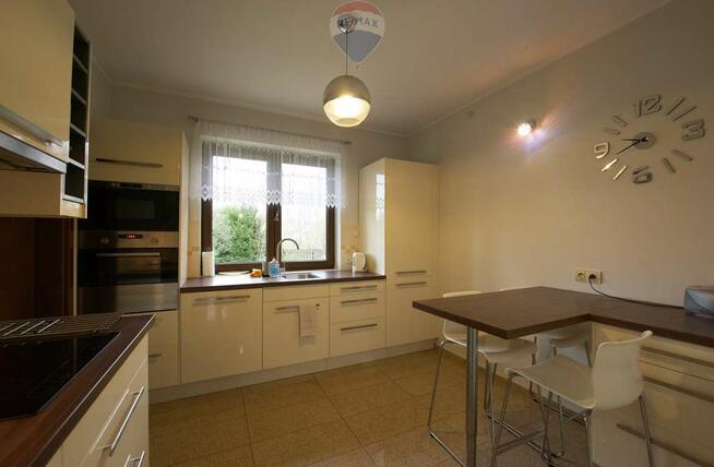 Dom nad morzem. Całoroczny, z dużą działką.