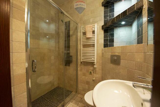 Dom nad morzem. Całoroczny, z dużą działką.