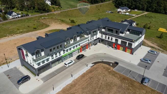 Nowoczesny lokal usługowy w dobrej lokalizacji.