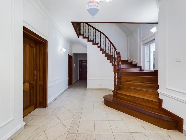 Willa z przestronnymi wnętrzami w Nowych Bielicach