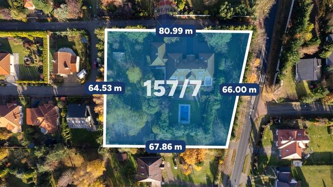 Willa z przestronnymi wnętrzami w Nowych Bielicach