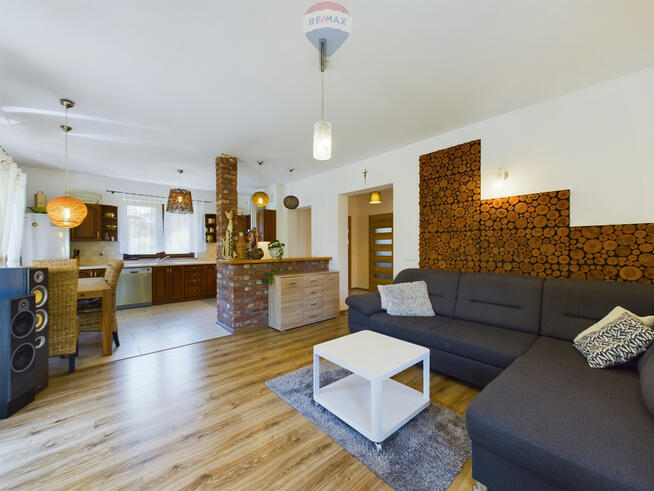 Dom na dużej działce w malowniczej Dębicy