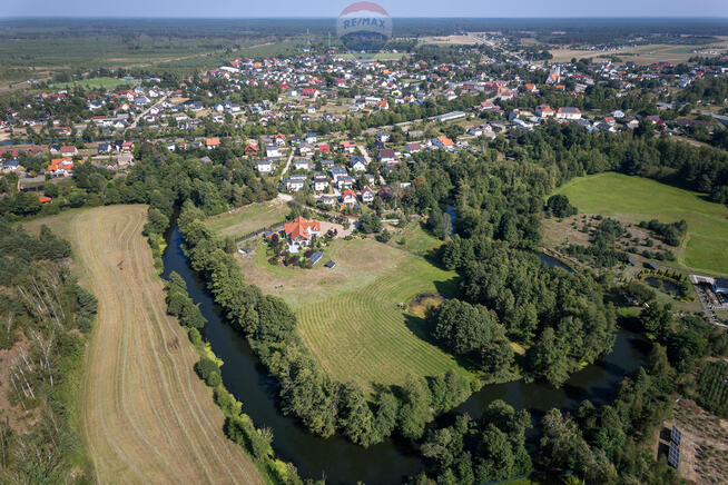 PIĘKNY DOM NA DUŻEJ DZIAŁCE Z LINIĄ BRZEGOWĄ BRDY