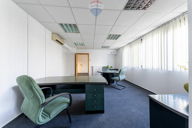 LOKAL BIUROWY PRZY STACJI METRA PŁOCKA