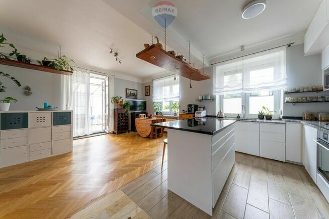 Mieszkanie z ogrodem w willi na Jelonkach