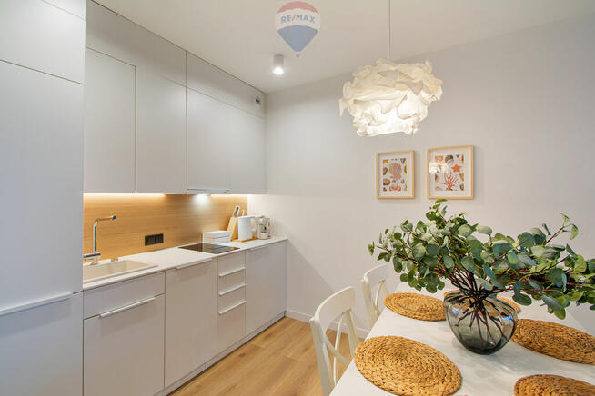 Szum Morza i Luksus – Pinea Pobierowo!