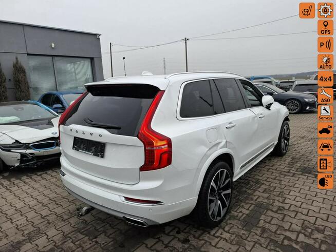 Volvo XC 90 B5 AWD Inscription Virtual Pamięć fot. Hak