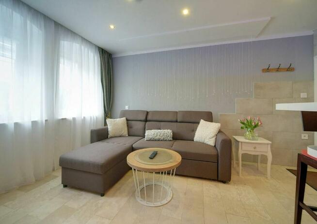 WYNAJMĘ APARTAMENTY