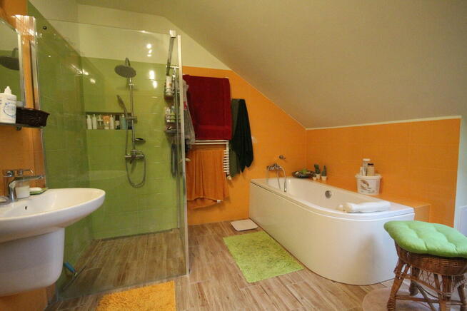 7pok 230met, okolice Wierzbowej GARAŻ/OGRÓD/2005 (Długołęka)