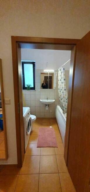 kawalerka z tarasem i ogródkiem na Woli