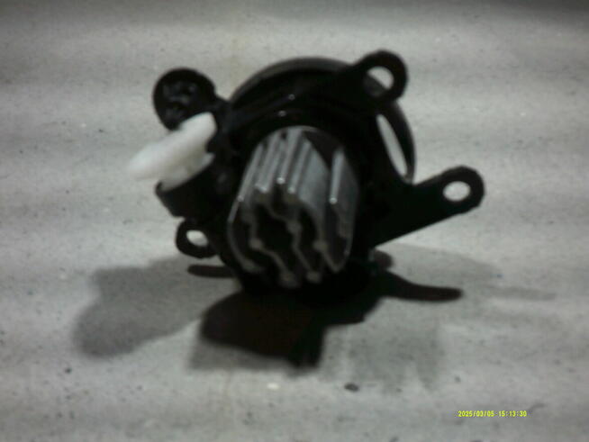 Halogen lewy LED focus mk4 ST