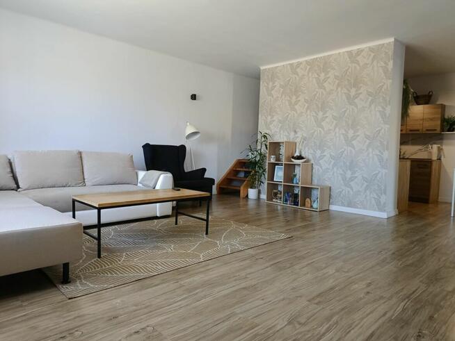 Dom + Hala Dwurodzinny lub pod działalność