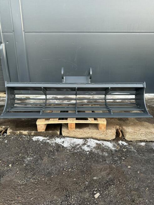 Łyżka skarpowa ażurowa 180cm 3,6-5,5t CW10