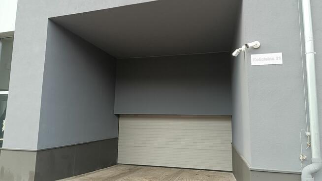 Miejsce postojowe w garażu do wynajęcia ul. Kościelna, Jeżyc