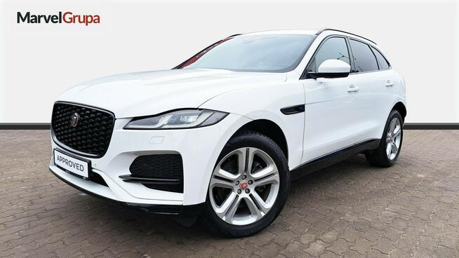 Jaguar F-PACE MY23 2.0D I4 204 KM AWD SE  SalonPL SerwisASO FV23%