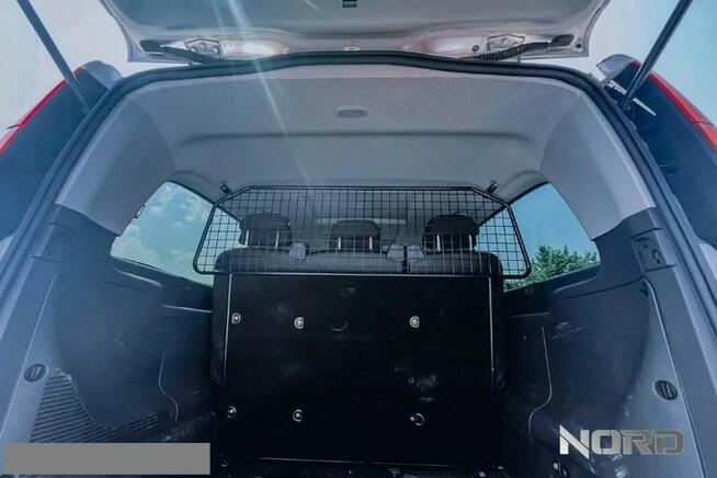 Mercedes Vito *Bezwypadkowy, Serwisowany, Zarejestrowany, 4x4, 8 osobowy, fv23%*