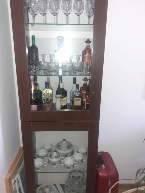 Sprzedam regał i barek przeszklony