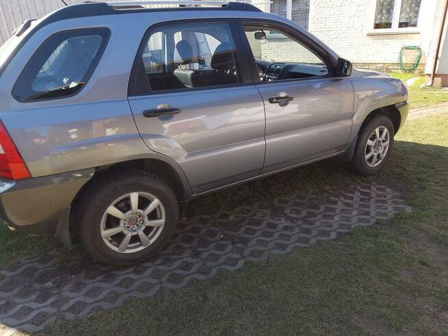 sprzedam KIA SPORTAGE 2.0l z gazem 2007r