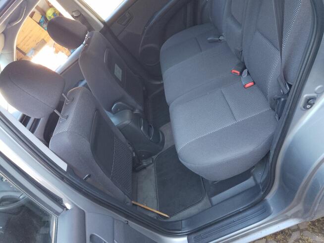 sprzedam KIA SPORTAGE 2.0l z gazem 2007r