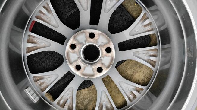 Felga 19 8.5j x19 et46.5 Kia stinger gt 3.3 benz