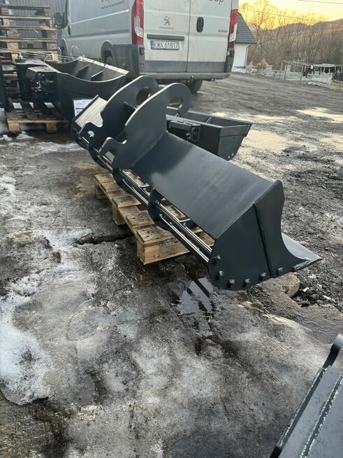 Łyżka skarpowa ażurowa 180cm 3,6-5,5t CW10