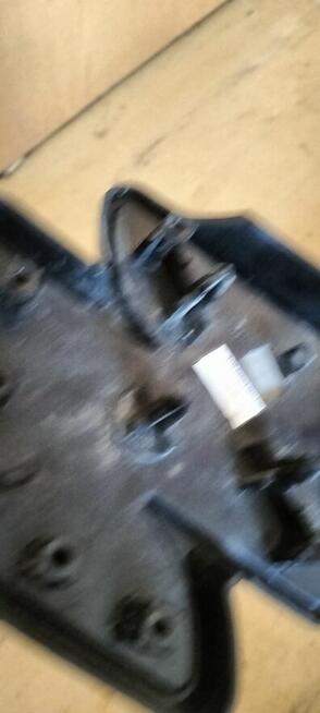 Znaczek na przednią atrapę Suzuki S cross