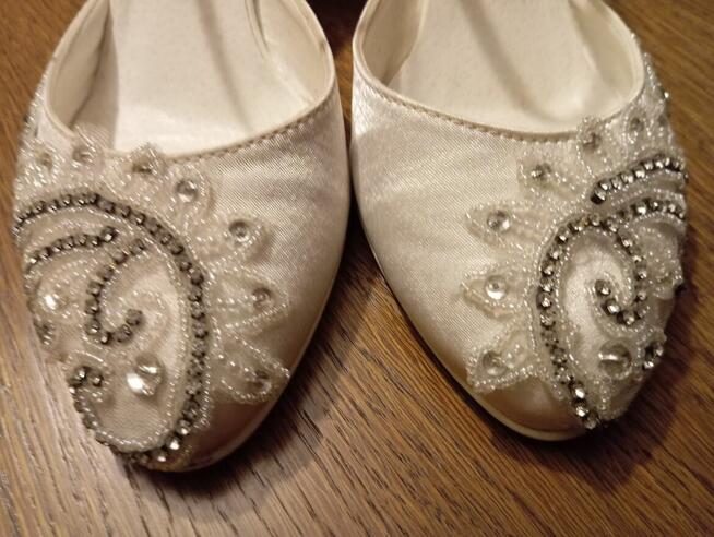 Buty skórzane, stan prawie idealny. Rozmiar 38