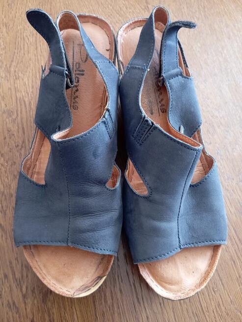 Buty skórzane sandały stan bdb rozmiar 38