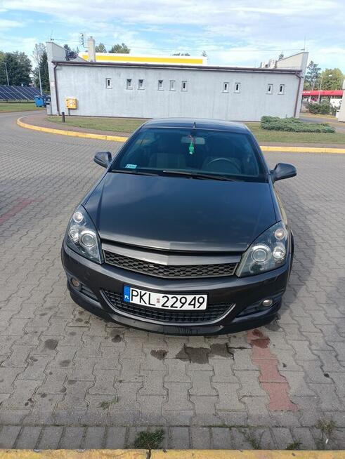 Opel Astra Kabriolet 1.9 Diesel 150 KM – 2010 r.