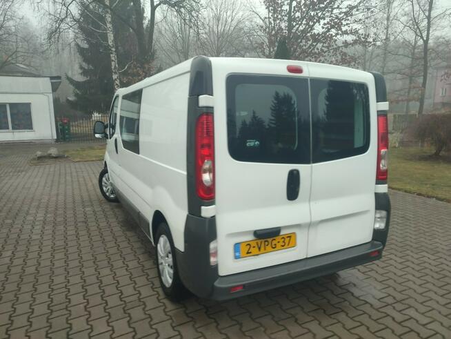 Renault Trafic long 6-osobowy