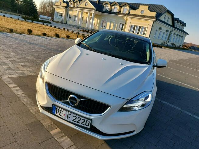 Volvo V40 2.0D2 navi FULL LED bezwypadkowy