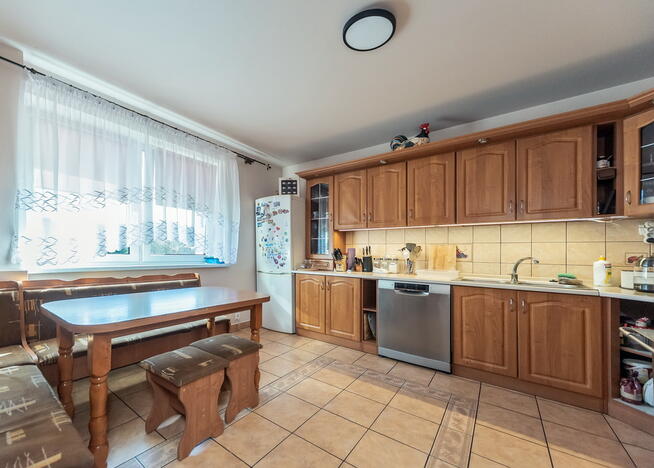 Dom w spokojnej okolicy – Okrajnik k. Żywca