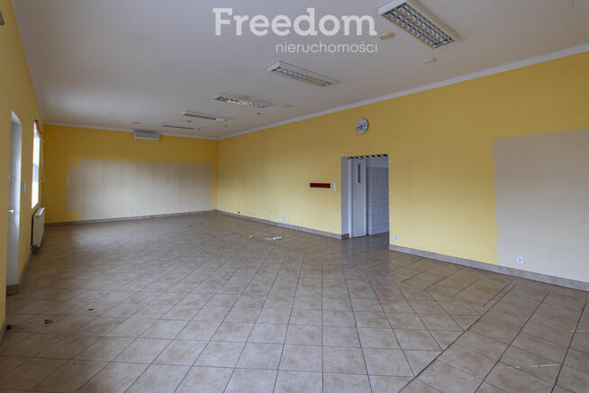 Budynek usługowo-mieszkalny, działka 13,5a