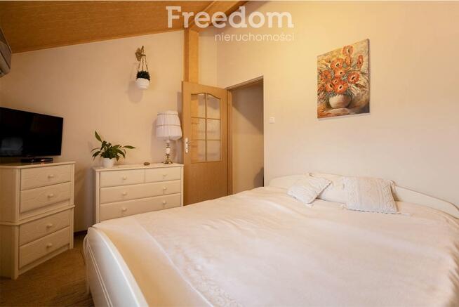 Dom szeregowy + lokal handlowo - usługowy