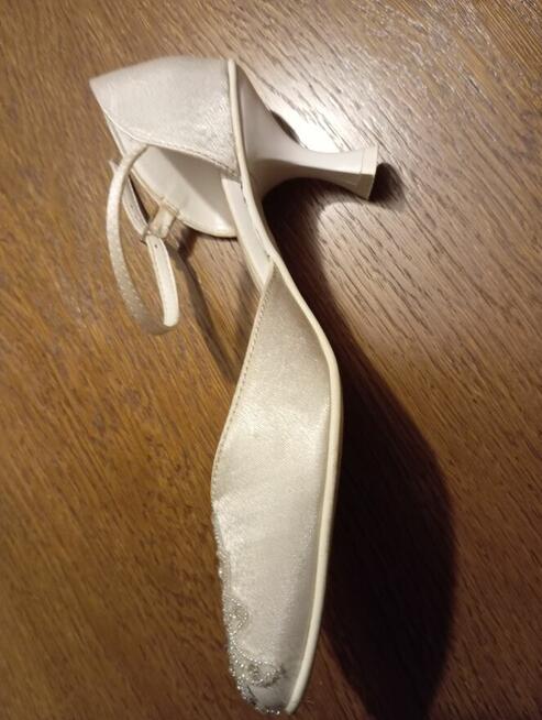 Buty skórzane, stan prawie idealny. Rozmiar 38